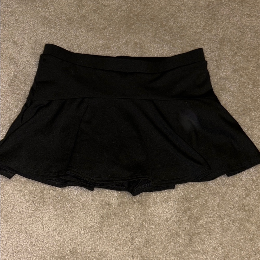 Black Skort